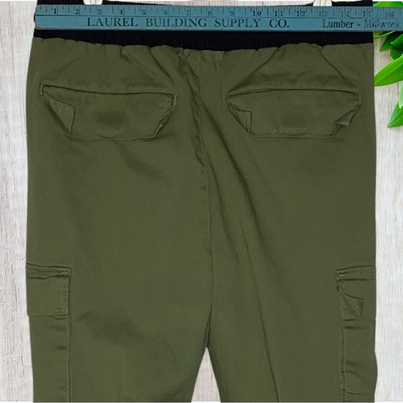 Men’s Army Green YOUNG & RECKLESS‎ Drawstring Exploit Cargo Pants Size Small - Picture 4 of 7